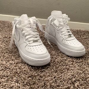 Selling Nike Air Force 1s youth size 6